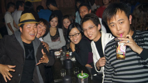 Hollywood Party, Feitz, Guilin, November 27, 2009
